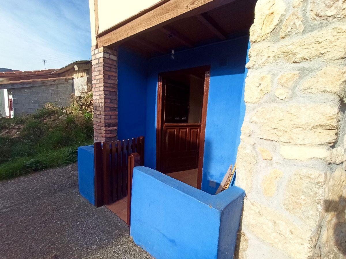 Venta de casa en Piloña