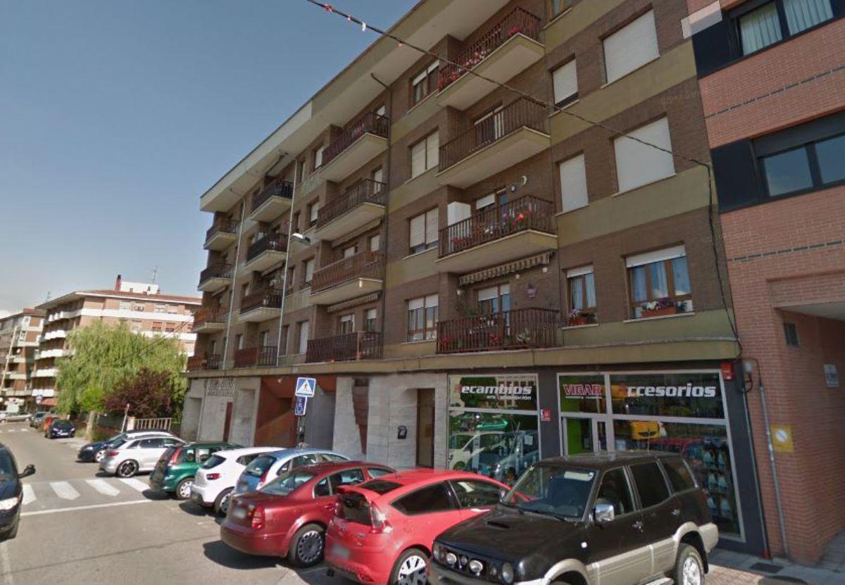 For sale of flat in Siero