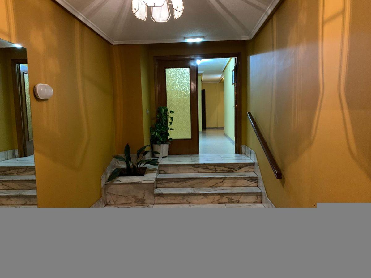 For sale of flat in Siero