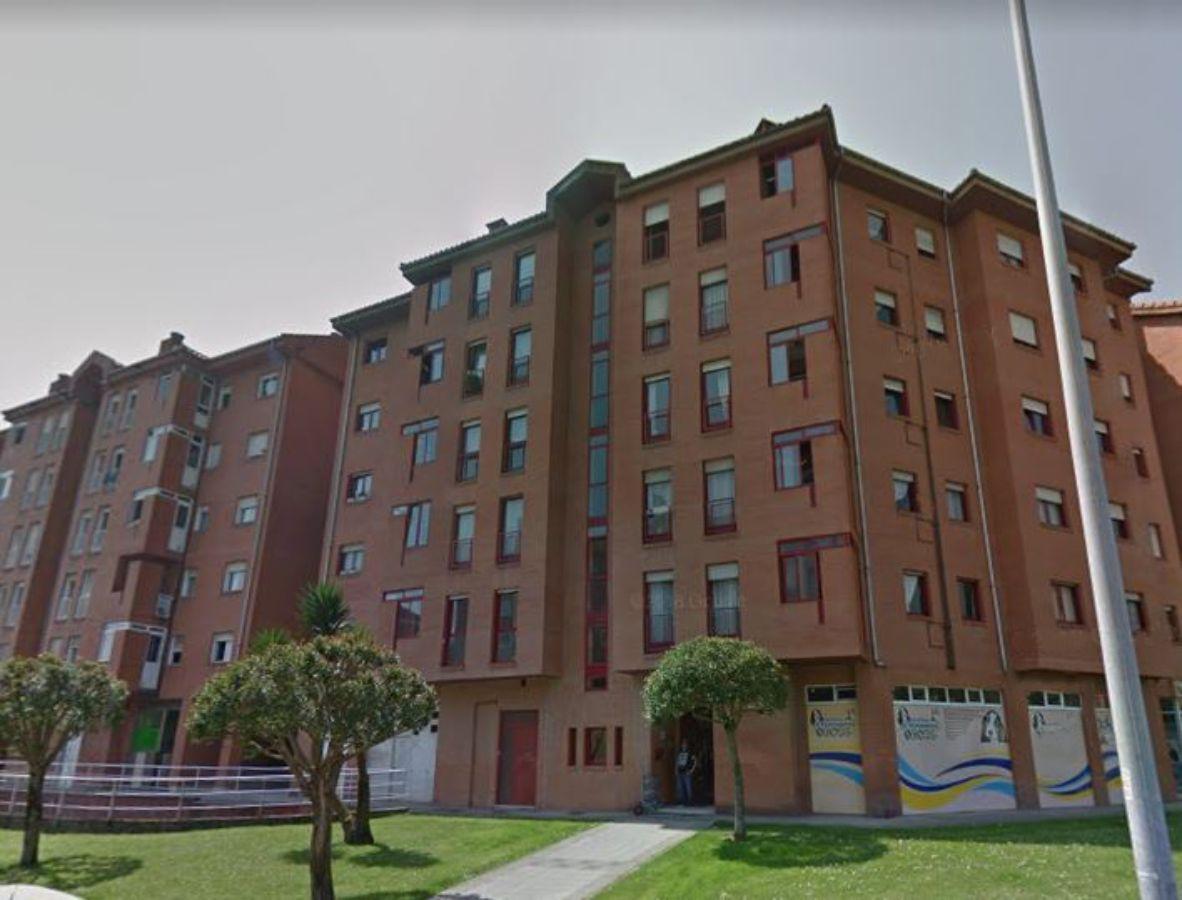 For sale of duplex in Oviedo