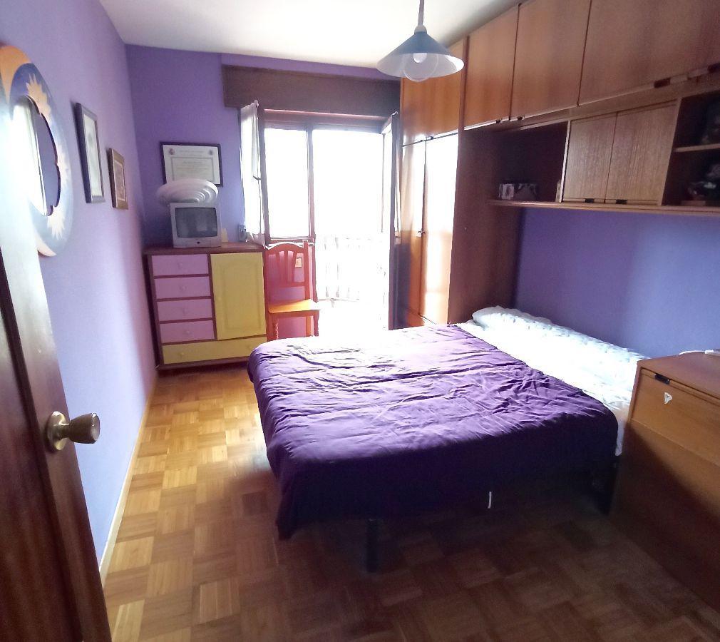 For sale of flat in Piloña
