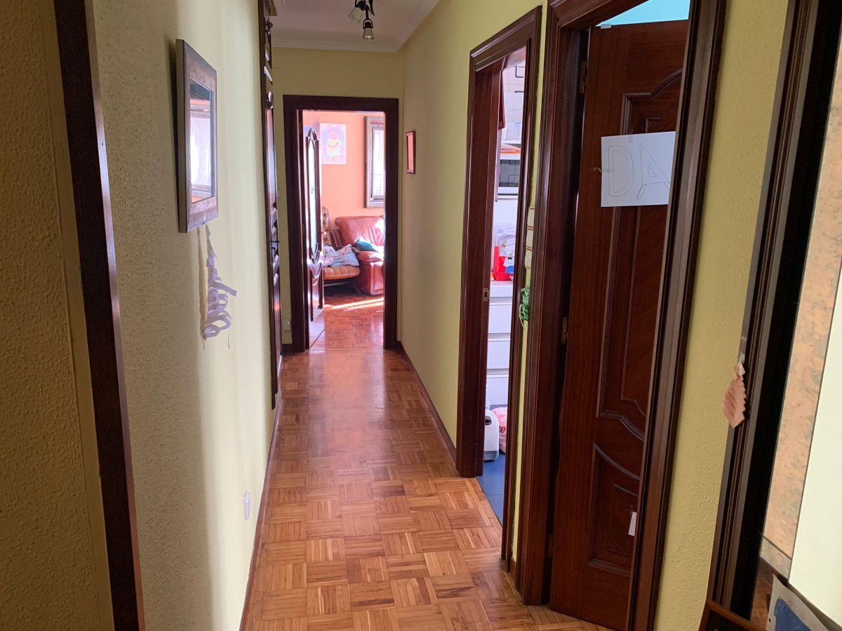 For sale of flat in Siero