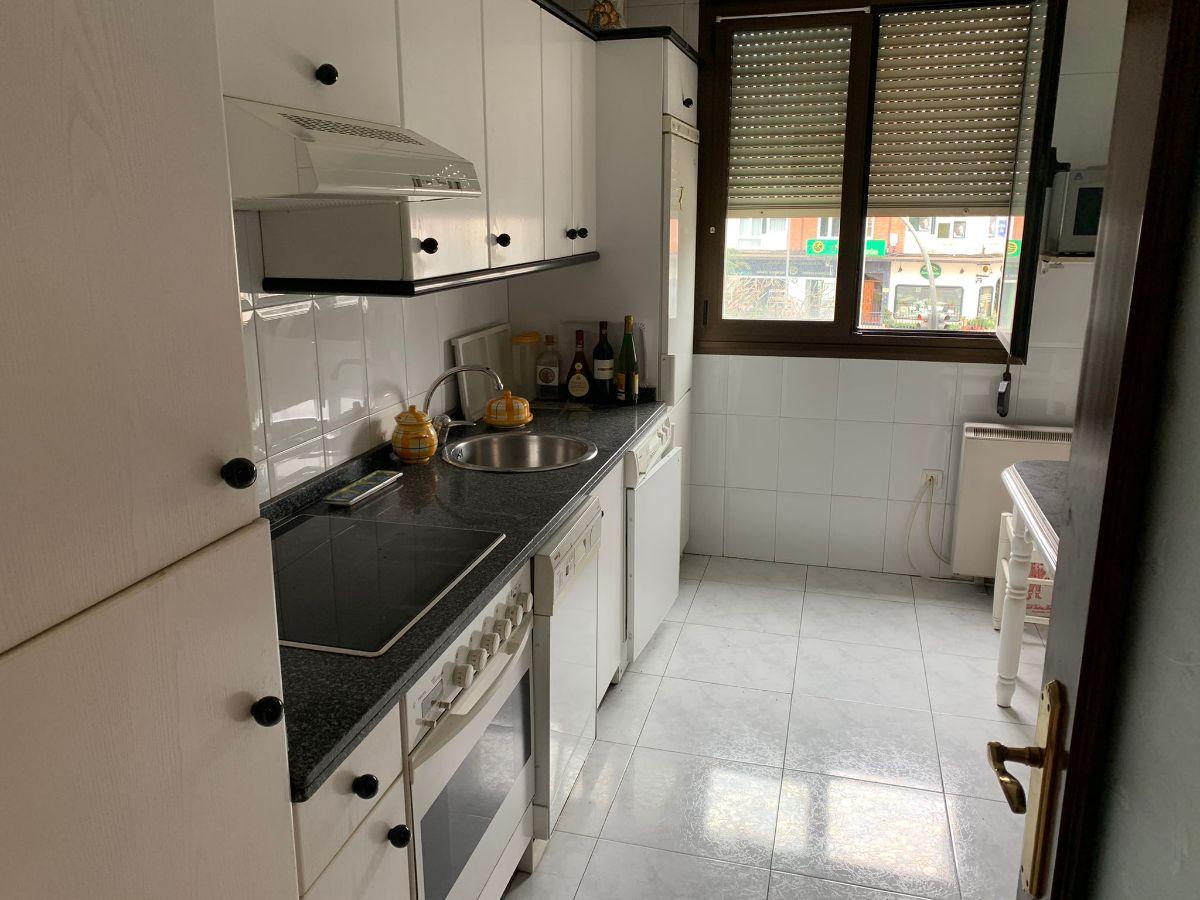 For sale of flat in Siero