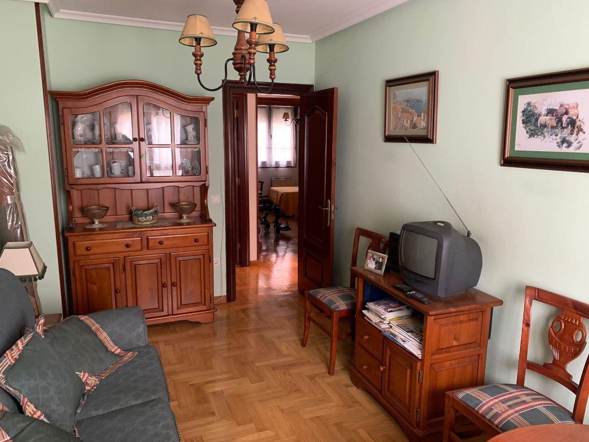 For sale of flat in Siero