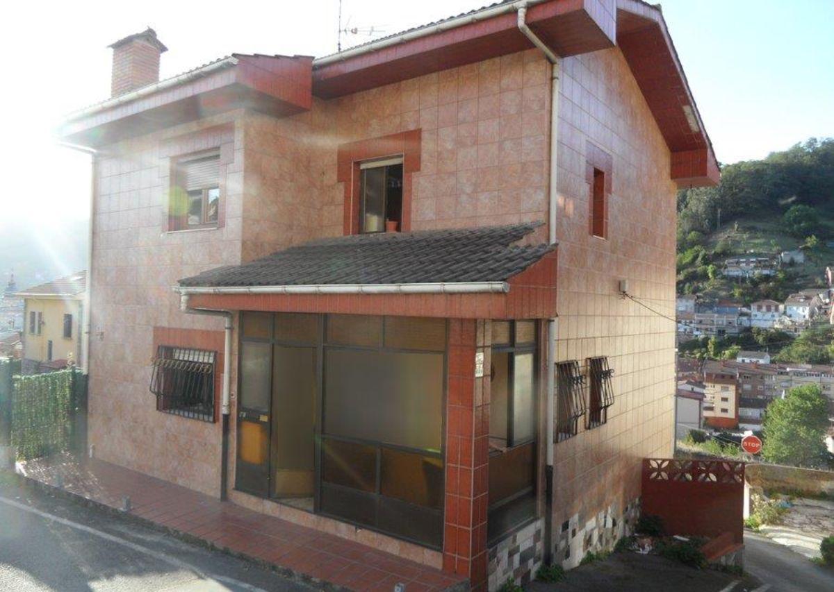 For sale of house in Mieres Asturias