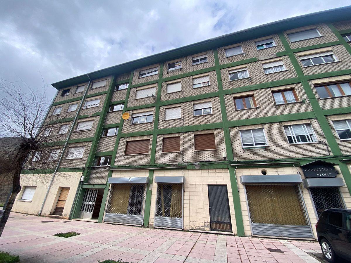 For sale of flat in Degaña Concejo