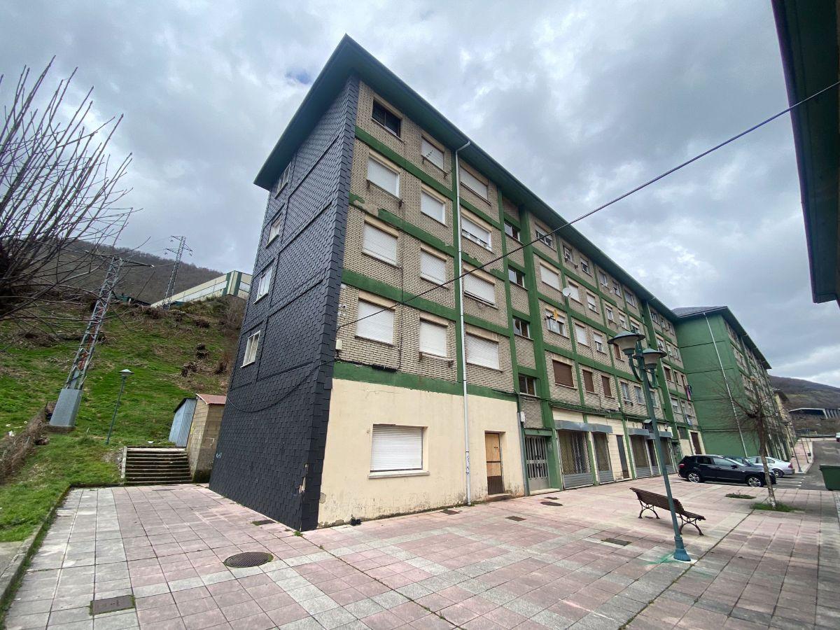 Venta de piso en Degaña Concejo