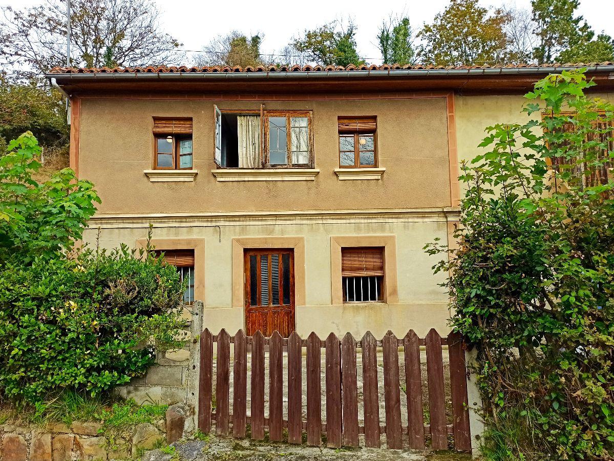 For sale of house in Siero