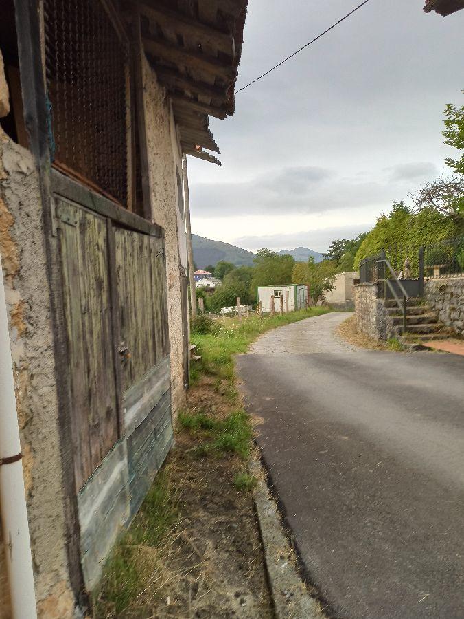 Venta de terreno en Piloña