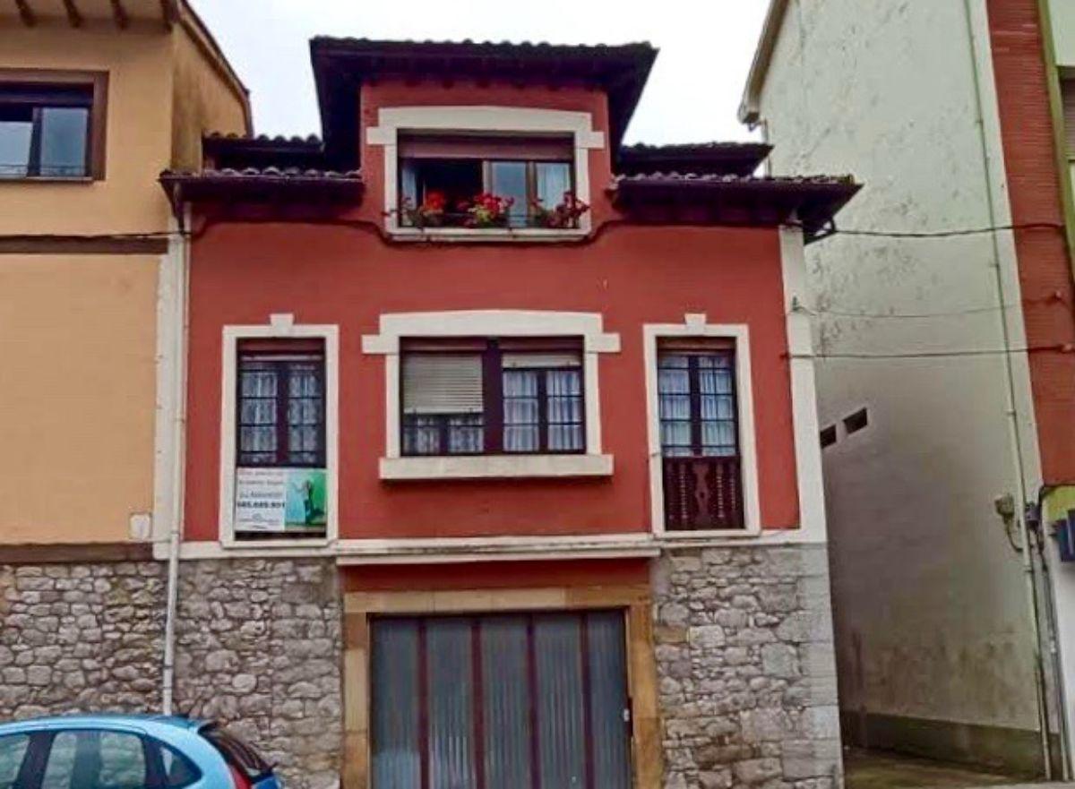 For sale of flat in Piloña