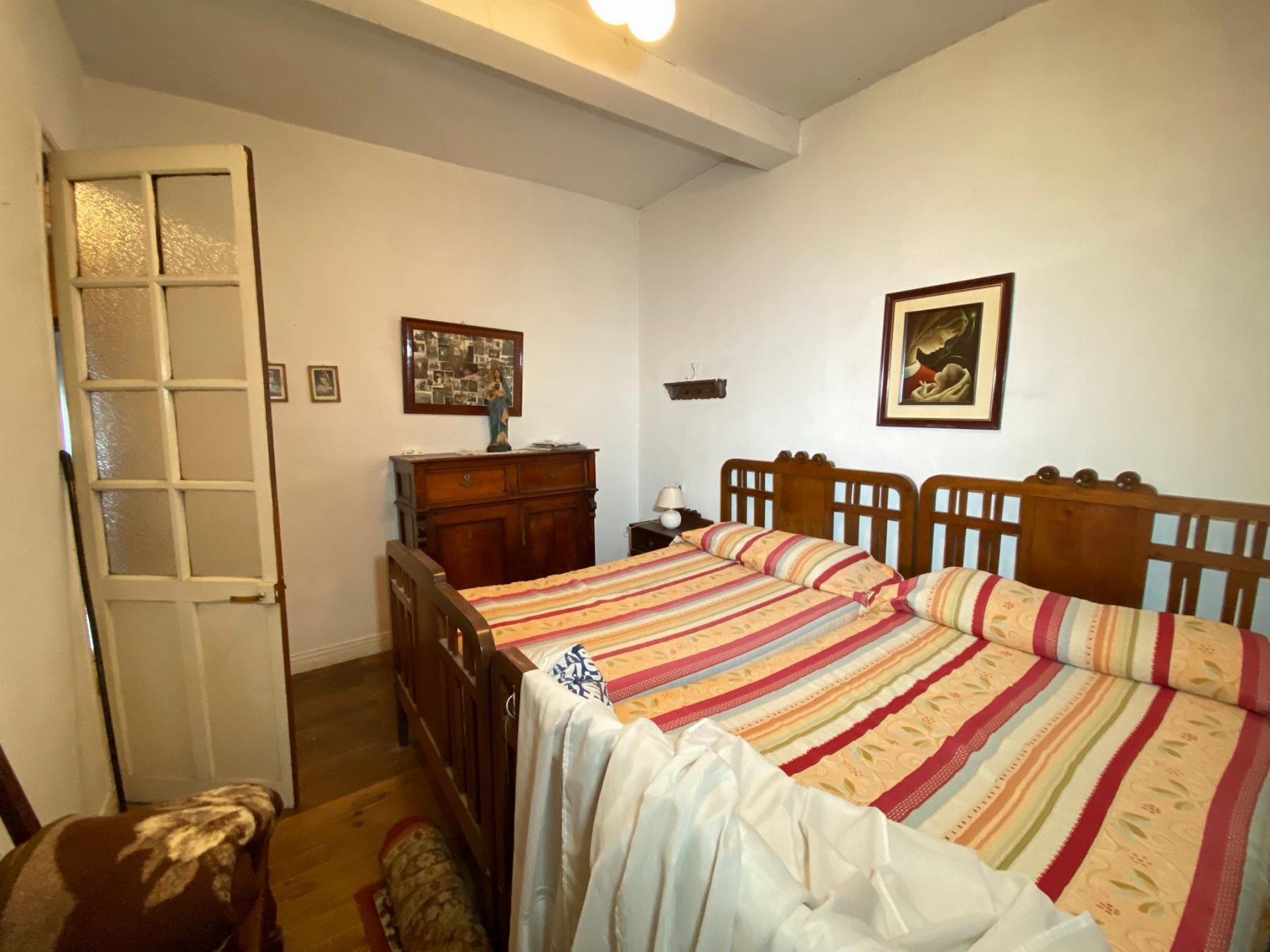 For sale of flat in Piloña