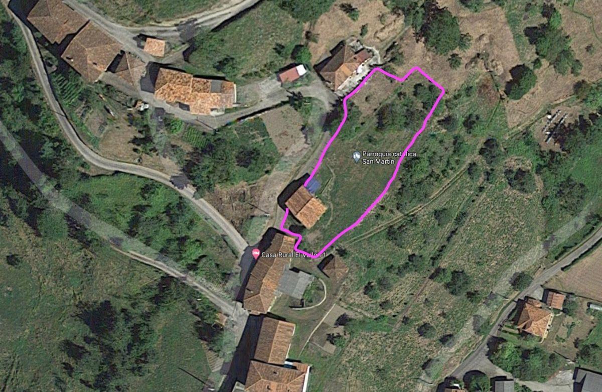 Venta de terreno en Piloña