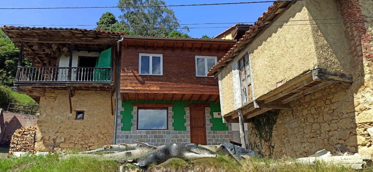 For sale of house in Piloña