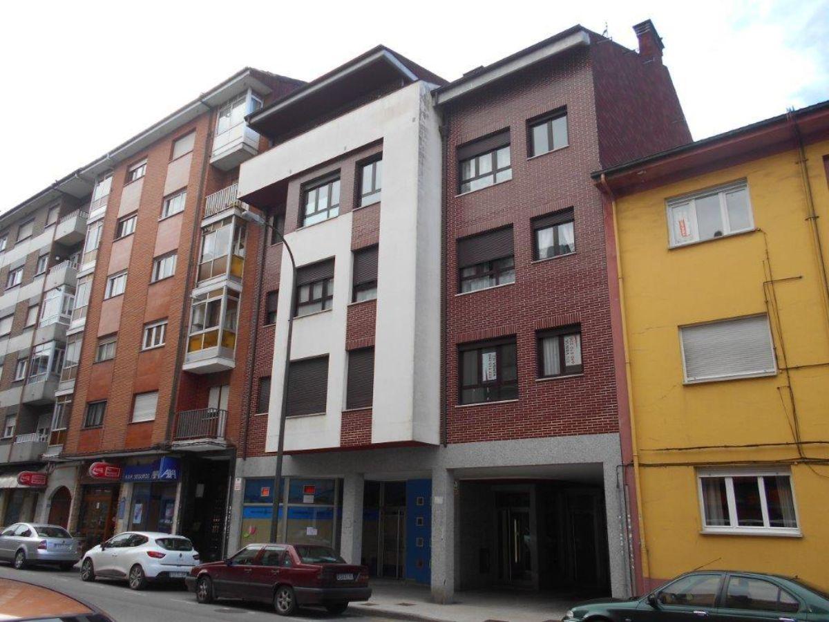 For sale of flat in Llanera