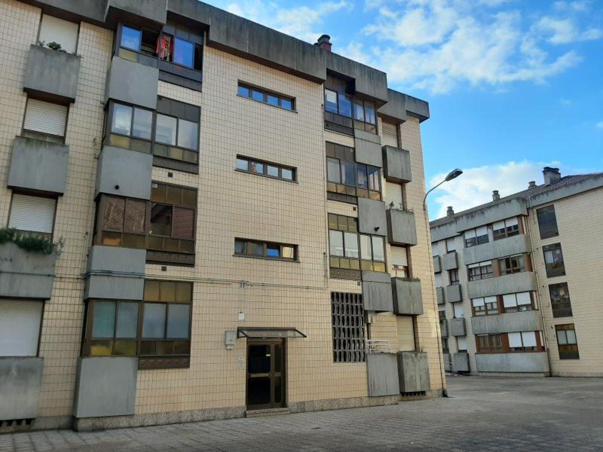 For sale of flat in Mieres Asturias