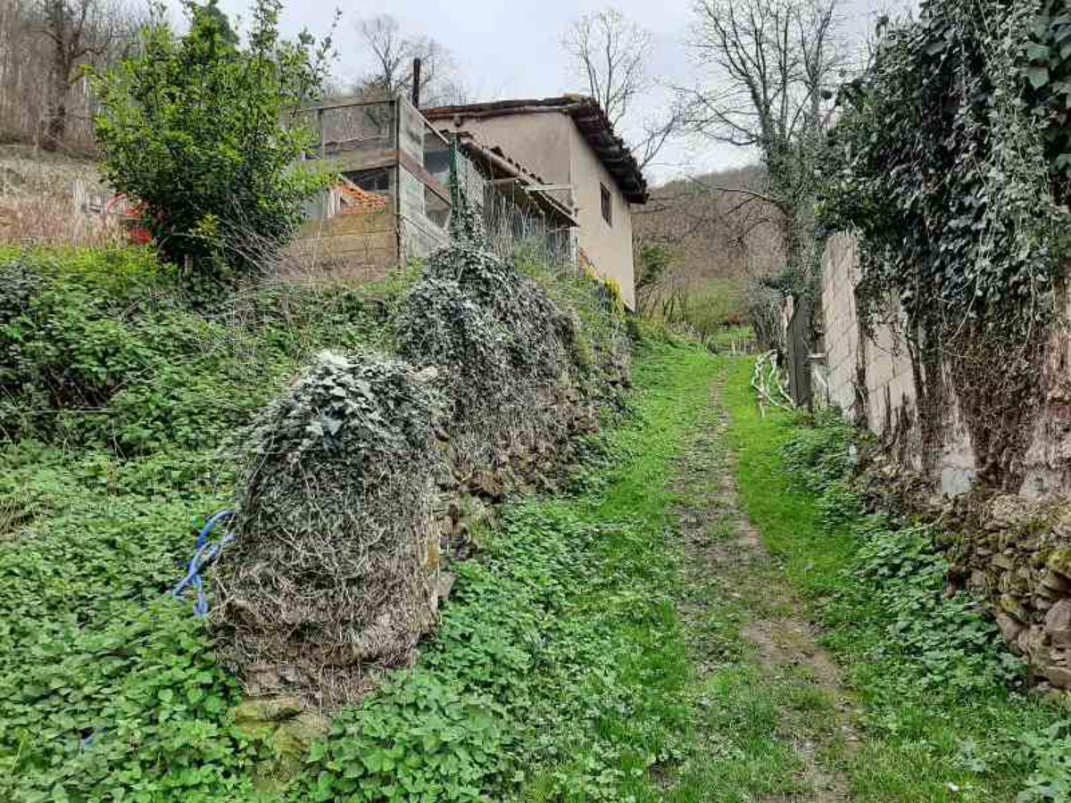 For sale of flat in Lena