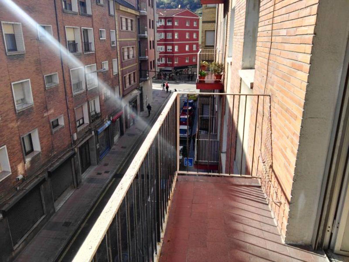 For sale of flat in Mieres Asturias