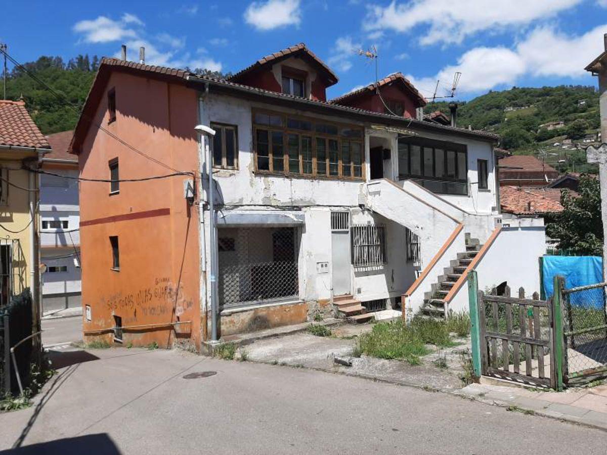 For sale of flat in Mieres Asturias