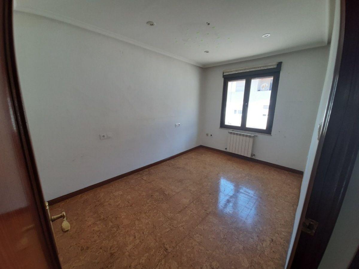 For sale of flat in Mieres Asturias