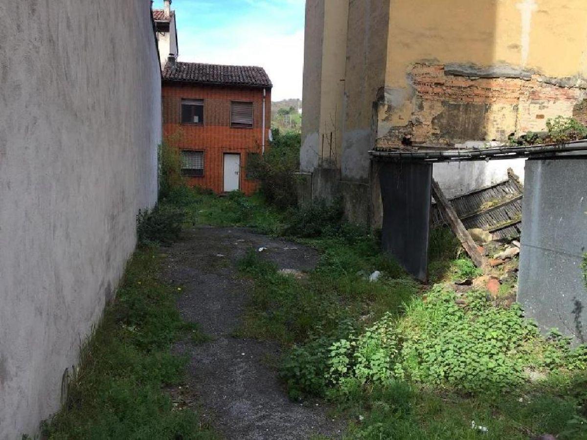 For sale of land in Langreo
