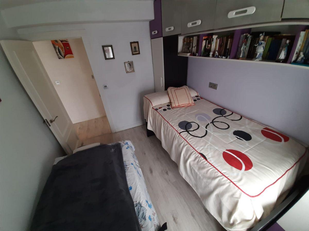 For sale of flat in Langreo