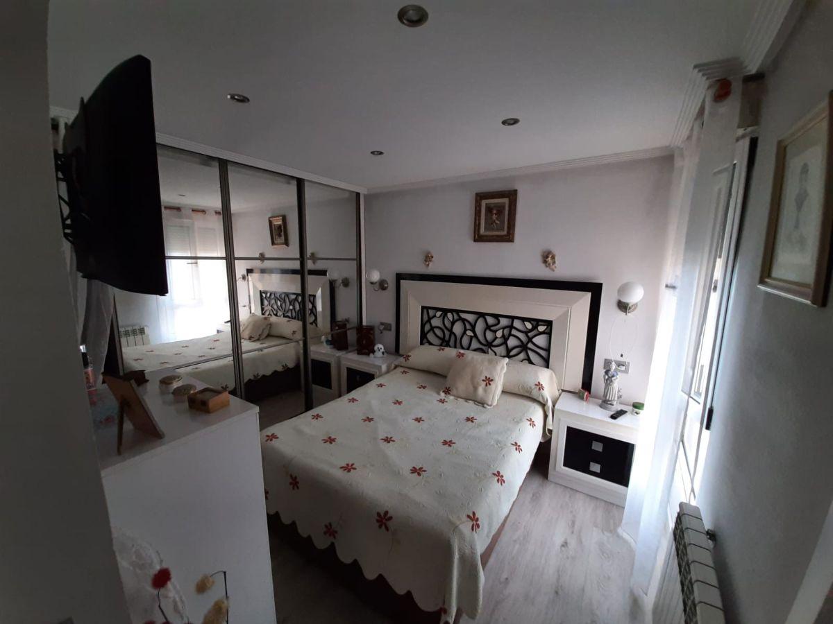 For sale of flat in Langreo
