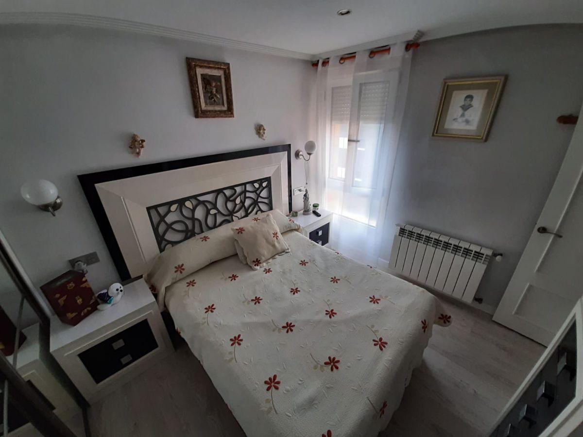 For sale of flat in Langreo