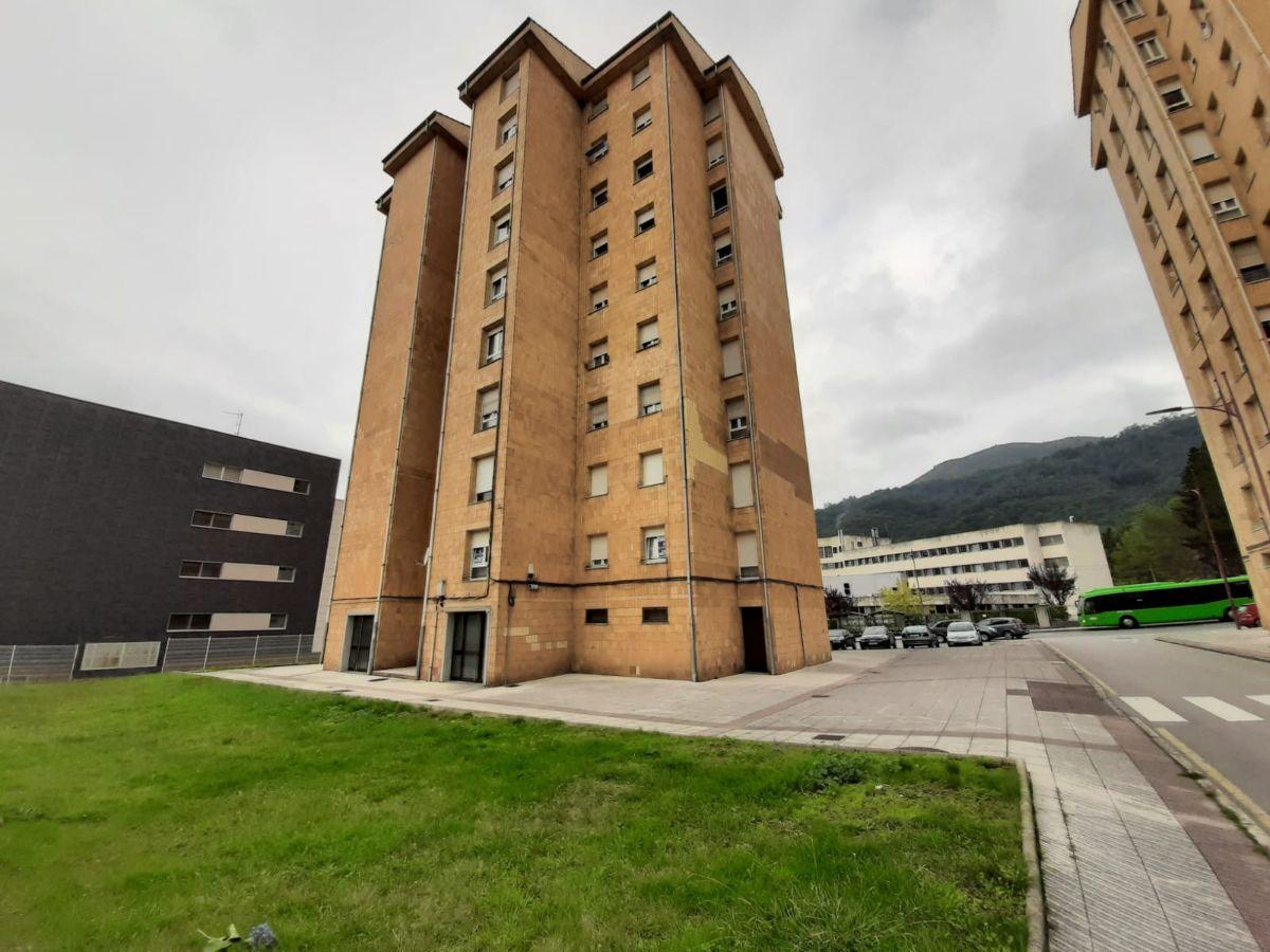 For sale of flat in Langreo