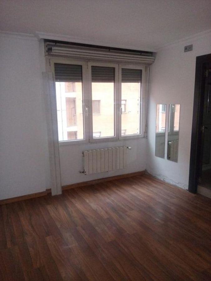 For sale of flat in Oviedo