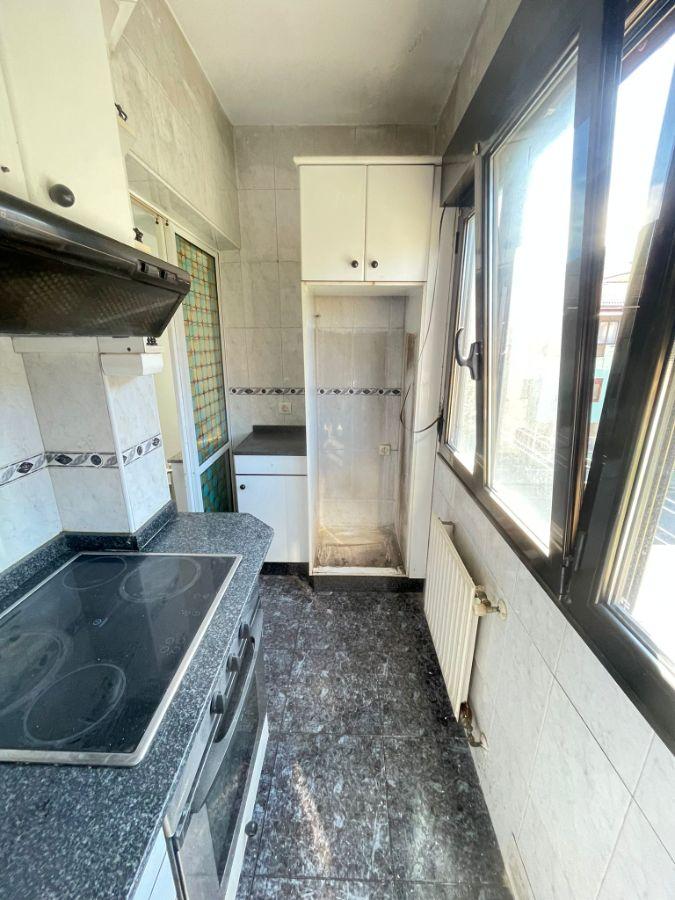 For sale of flat in Laviana