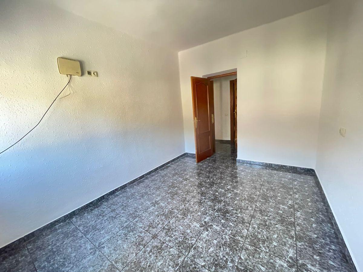 For sale of flat in Laviana