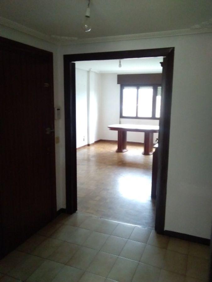 For sale of flat in Oviedo