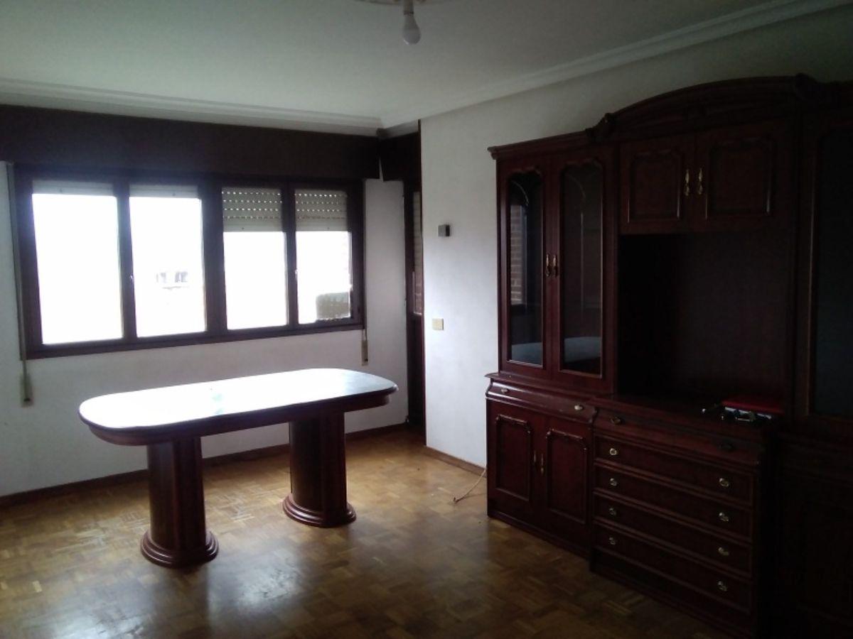 For sale of flat in Oviedo