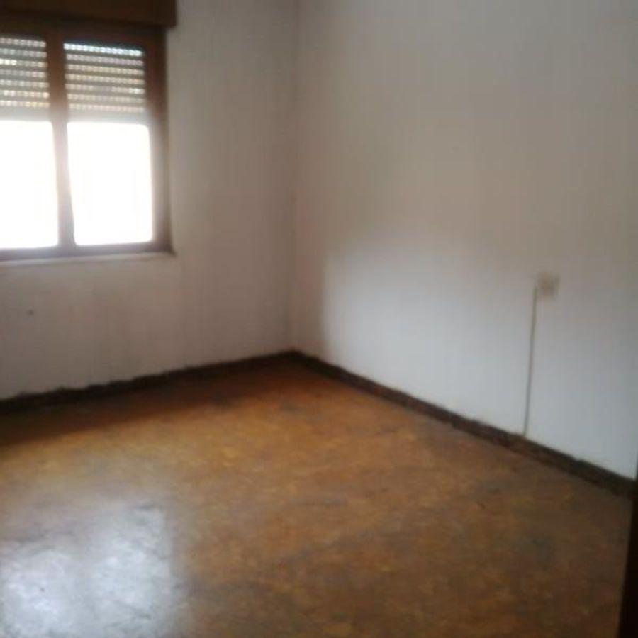 For sale of flat in Langreo