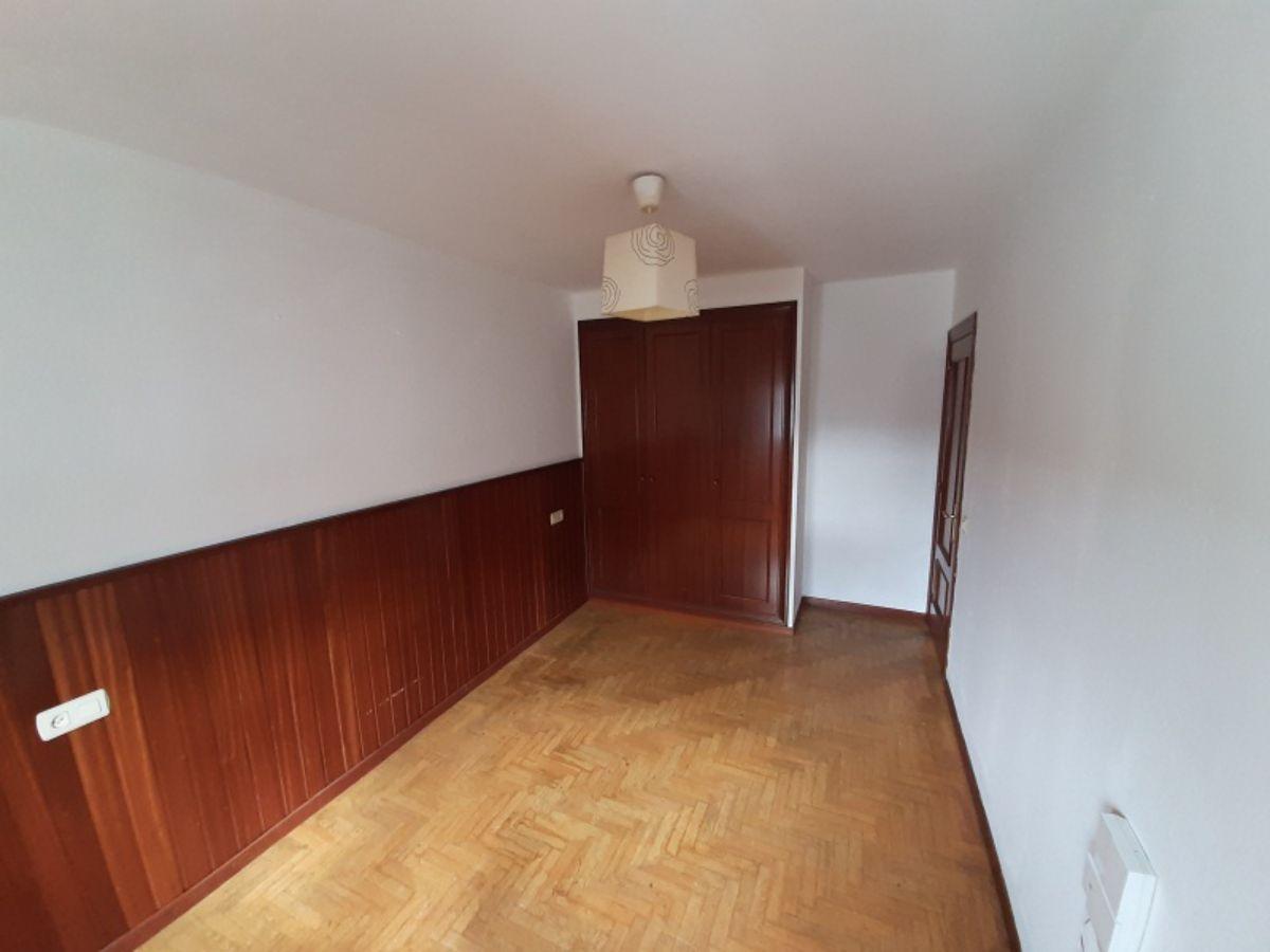 For sale of flat in Siero