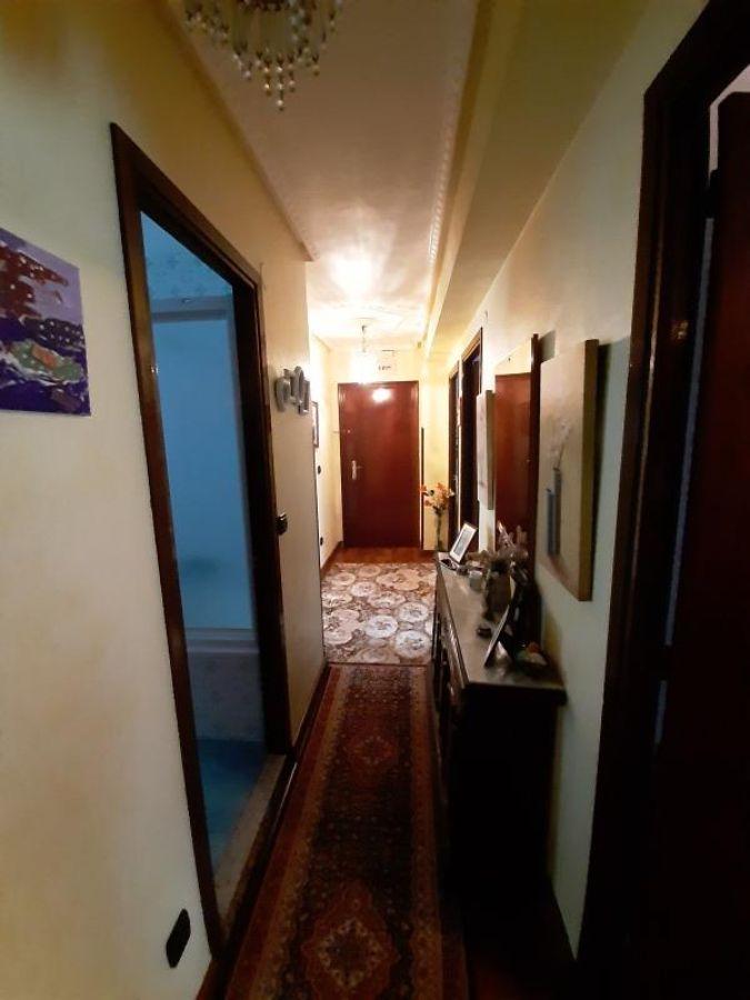 For sale of flat in Castrillón