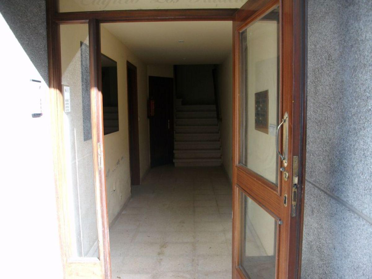 For sale of flat in Piloña