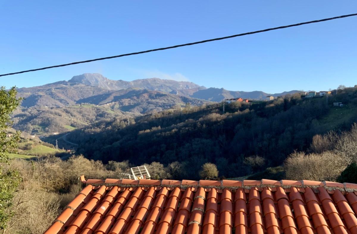 Venta de casa en Bimenes
