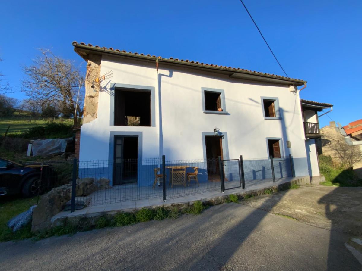 Venta de casa en Bimenes
