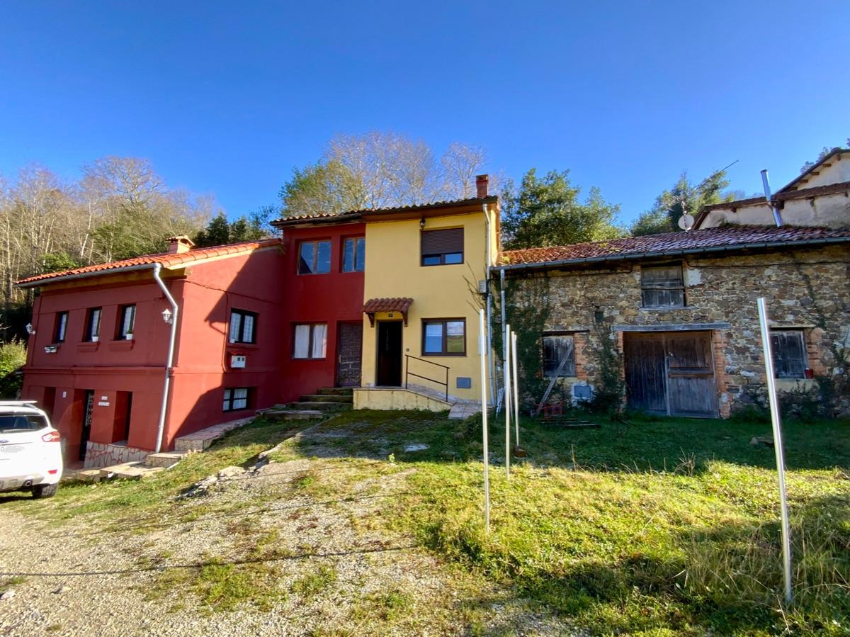 Venta de casa en Bimenes