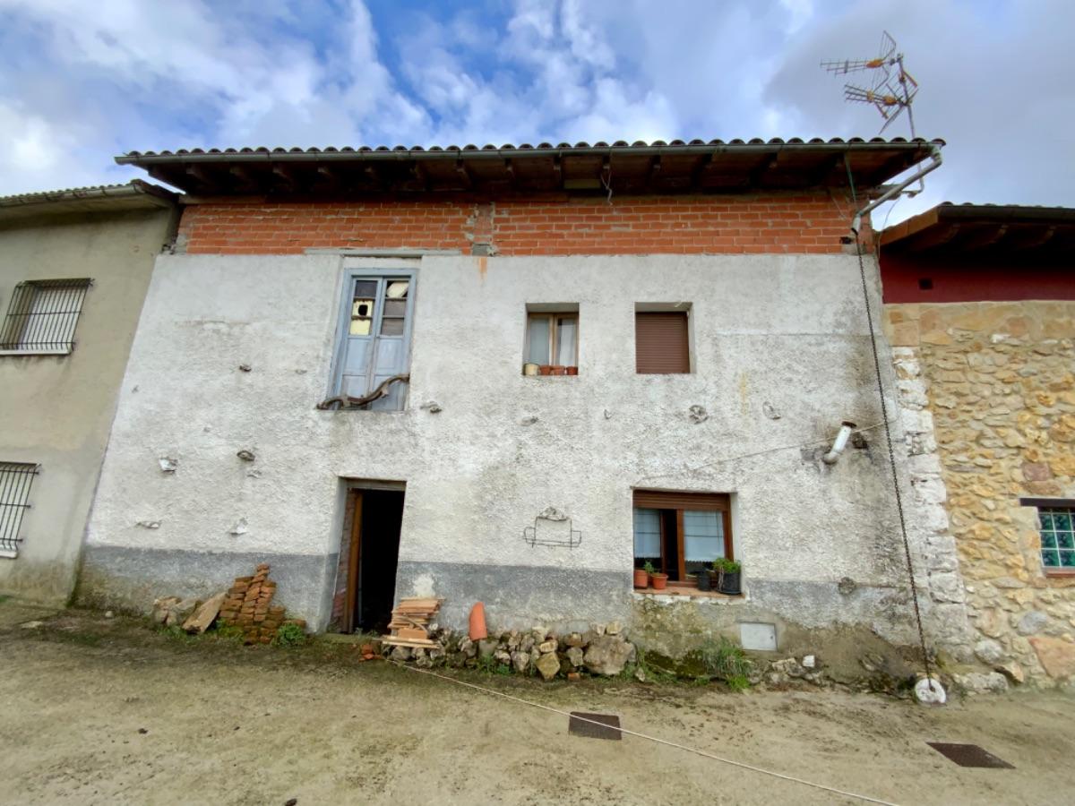 Venta de casa en Nava