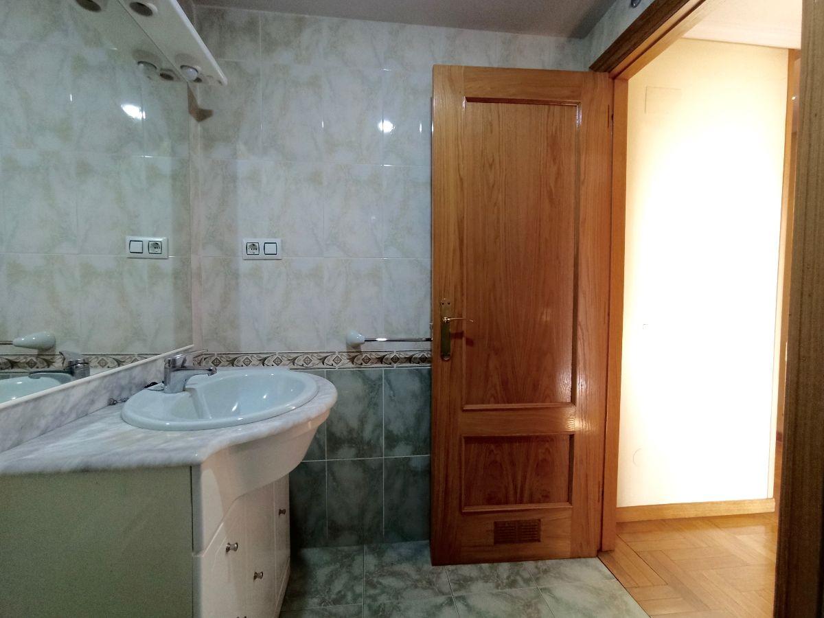 For sale of flat in Noreña Concejo