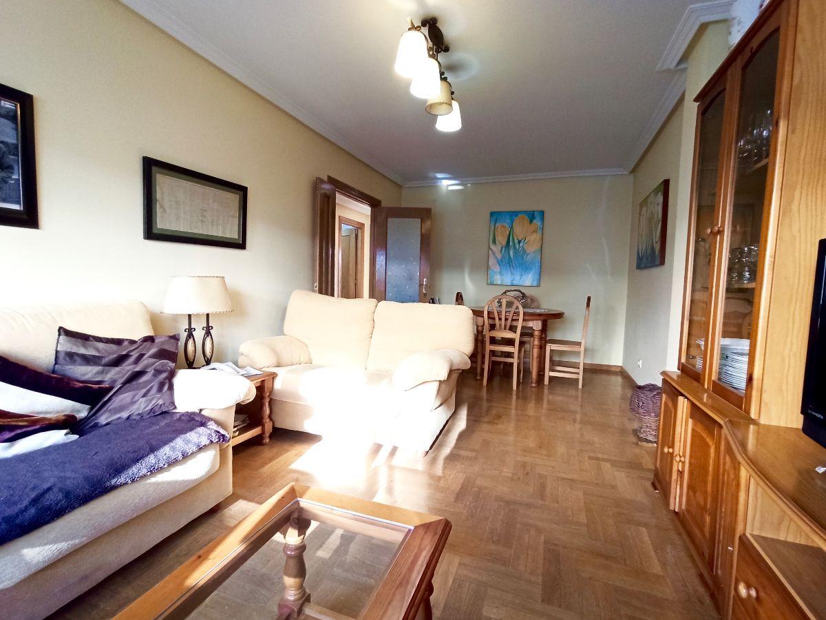 For sale of flat in Noreña Concejo