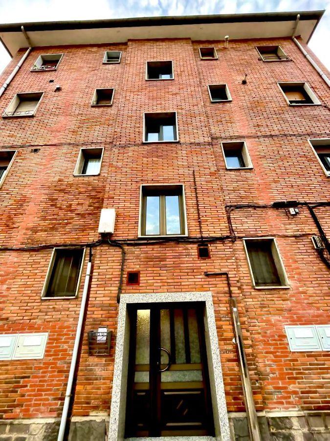For rent of flat in San Martín del Rey Aurelio