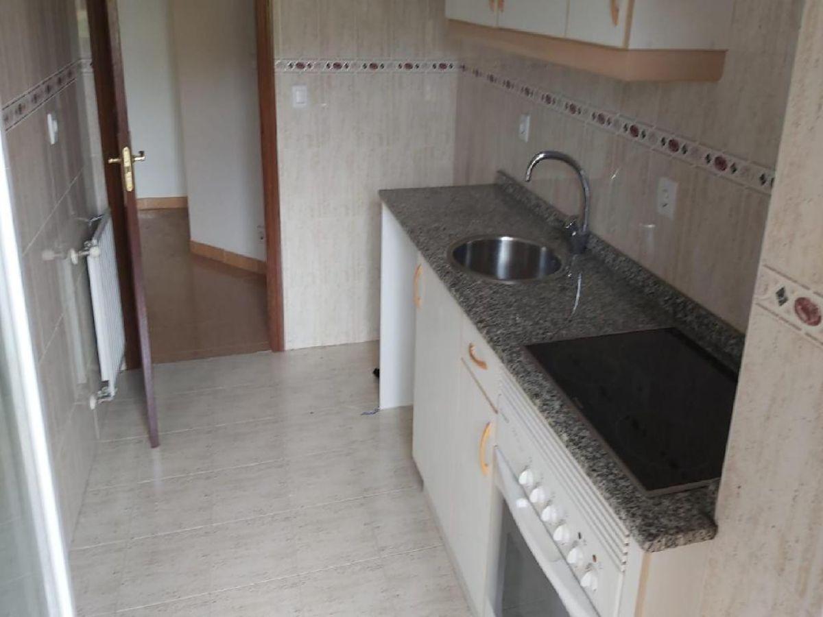 For sale of flat in Siero