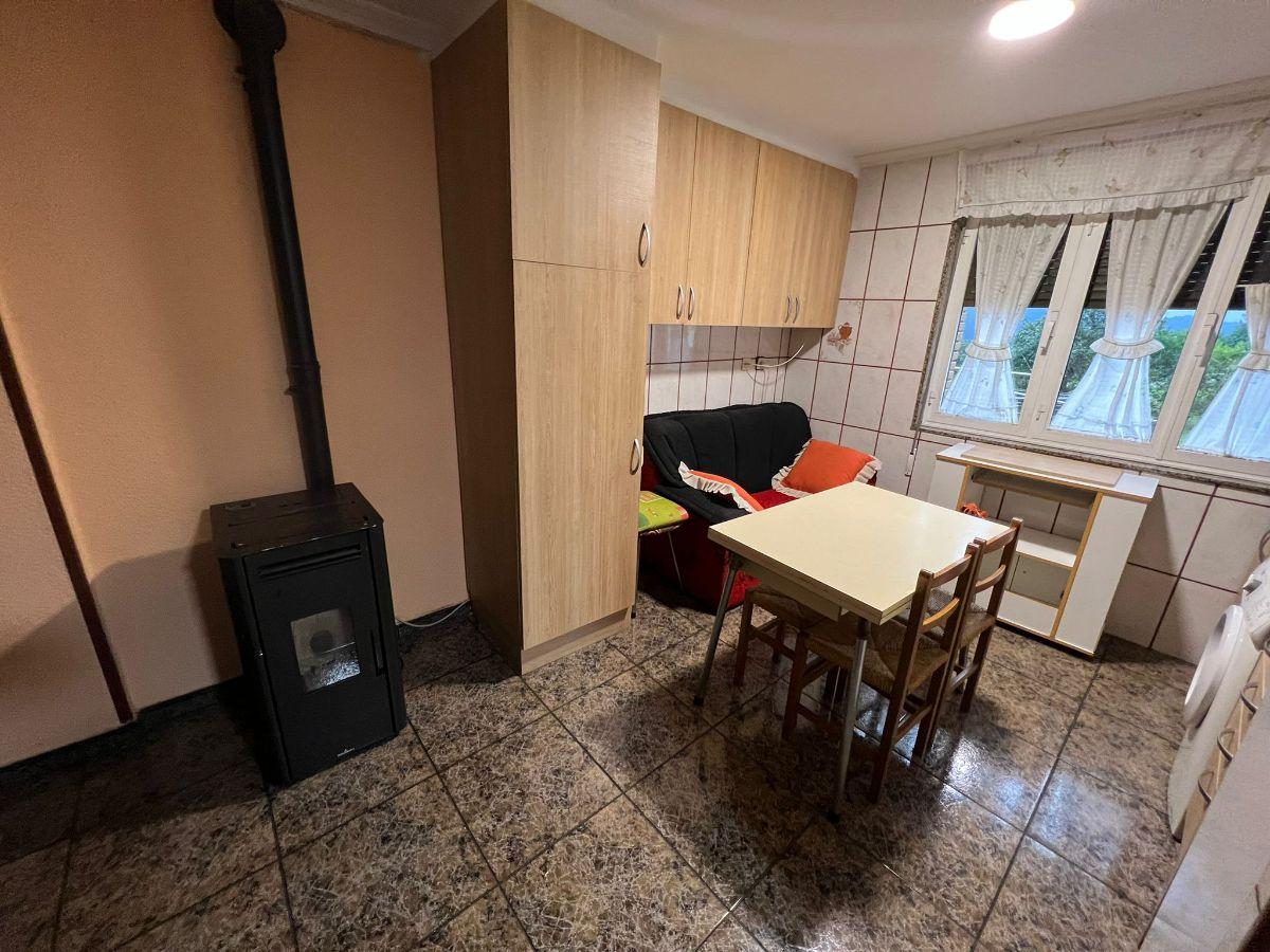 For sale of flat in Siero