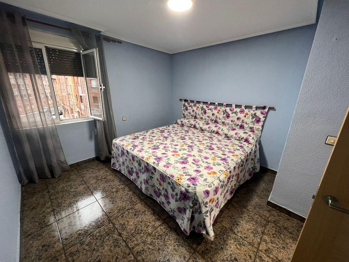 For sale of flat in Siero
