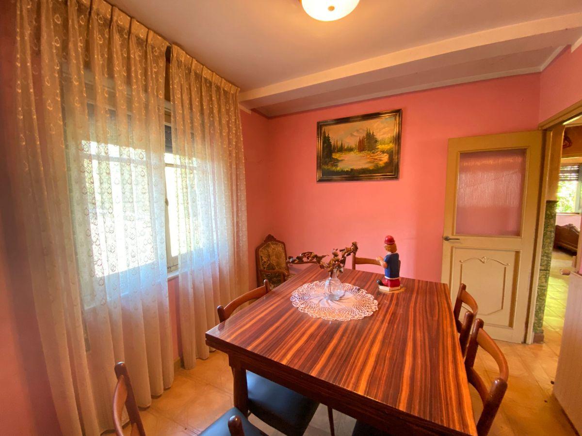 For sale of house in Bimenes