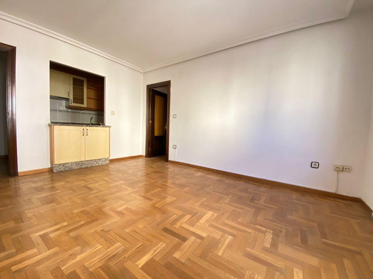 Venta de piso en Oviedo