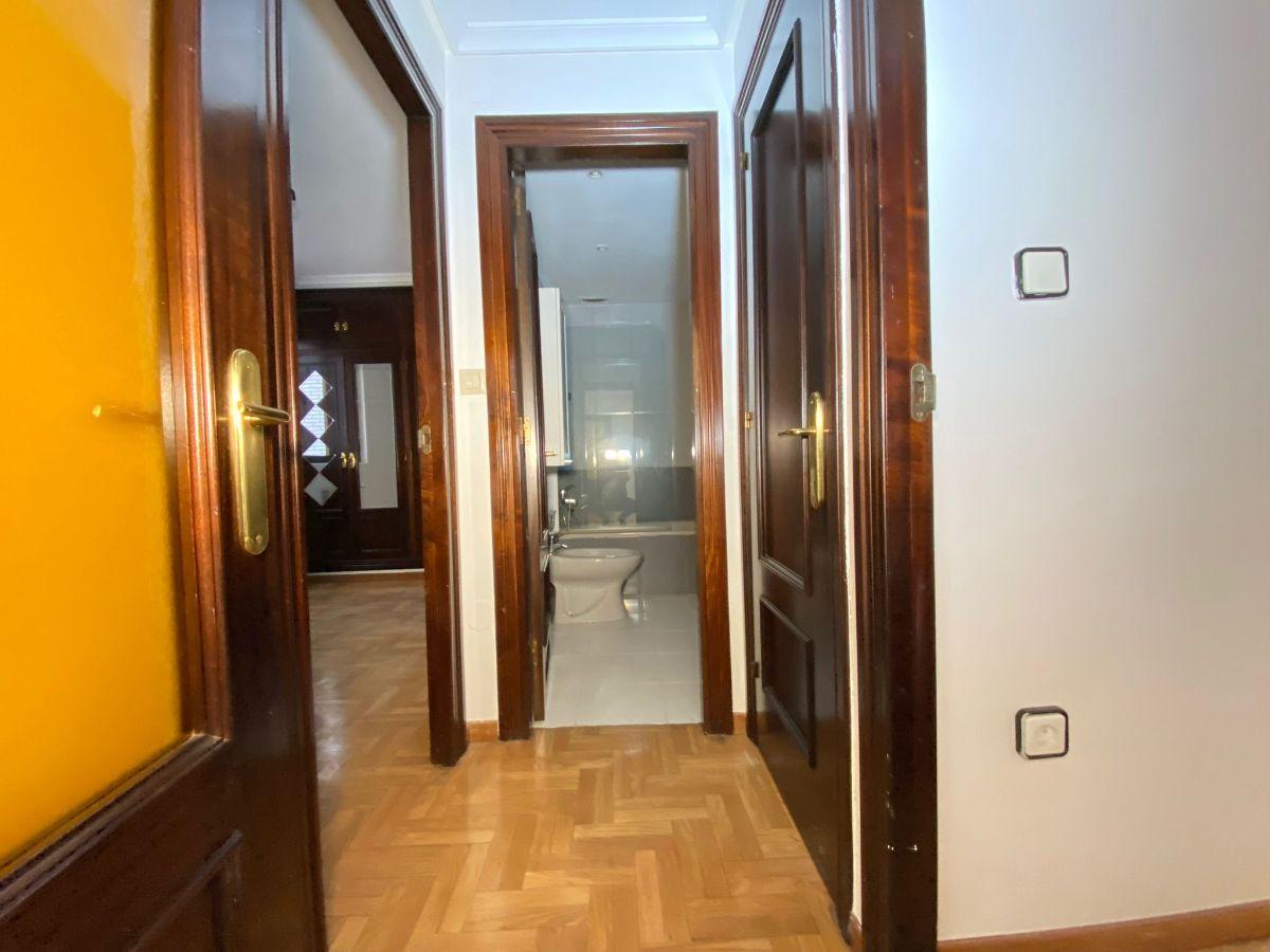 Venta de piso en Oviedo
